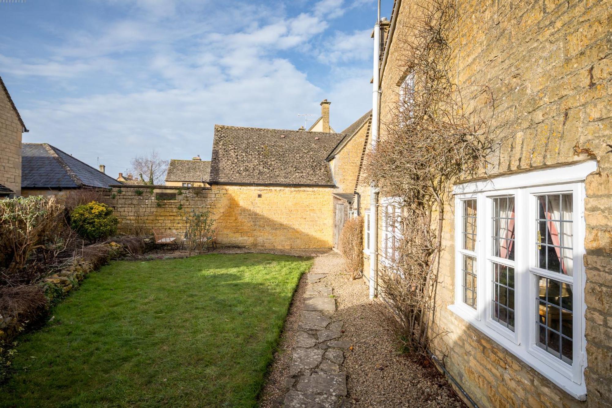 Bourton Scandi Chic Authentic Cottage 外观 照片