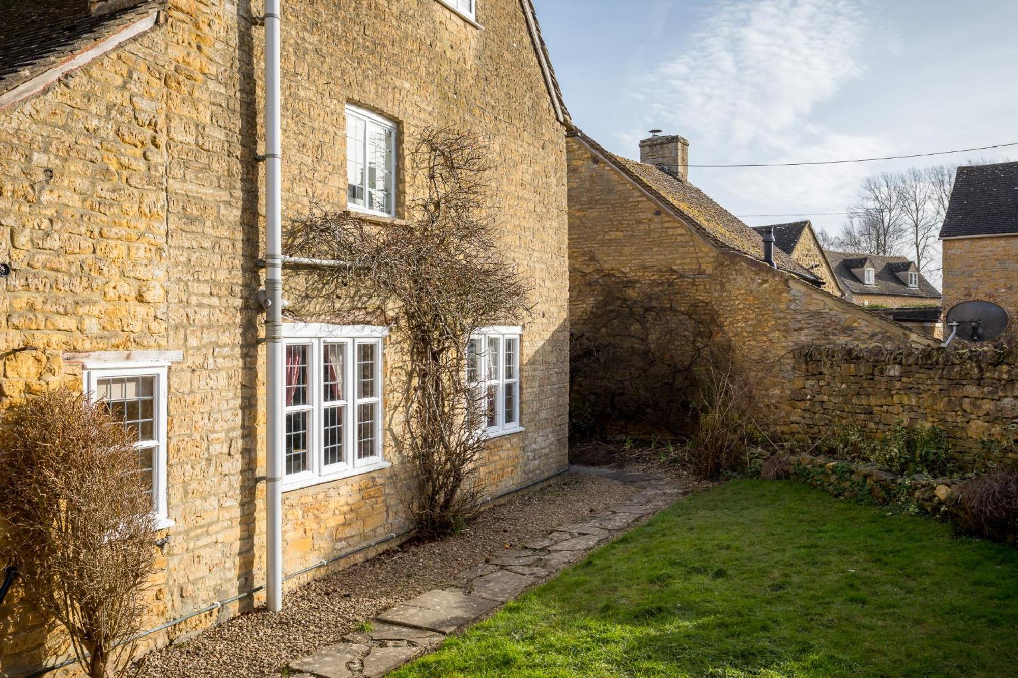 Bourton Scandi Chic Authentic Cottage 外观 照片